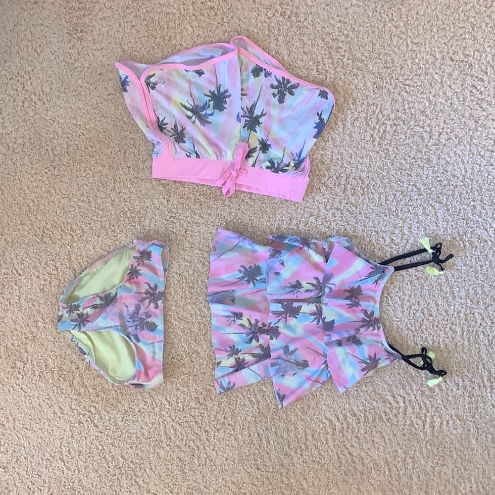 Justice girls 10 swim suit